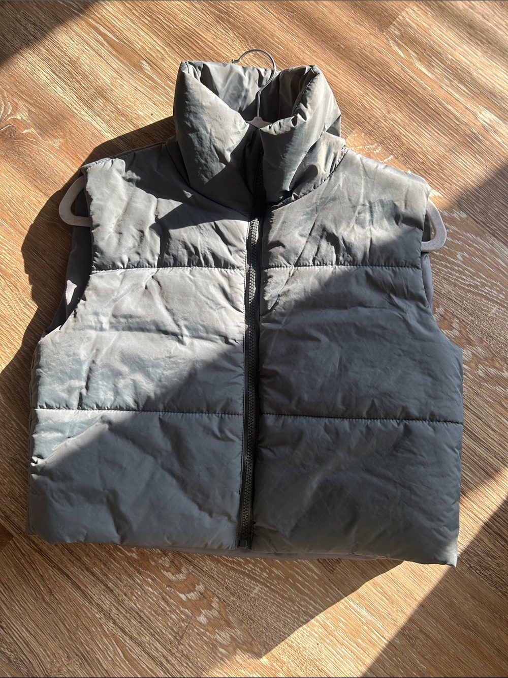 Men's Gray Quilted Puffer Vest - Lightweight Insulated Vest
